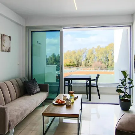 Phaedrus Living - Seaside Executive Flat Harbour 201 Paphos